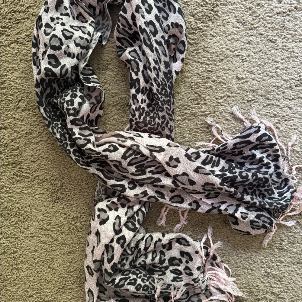 Leopard Print Scarf - Black and White